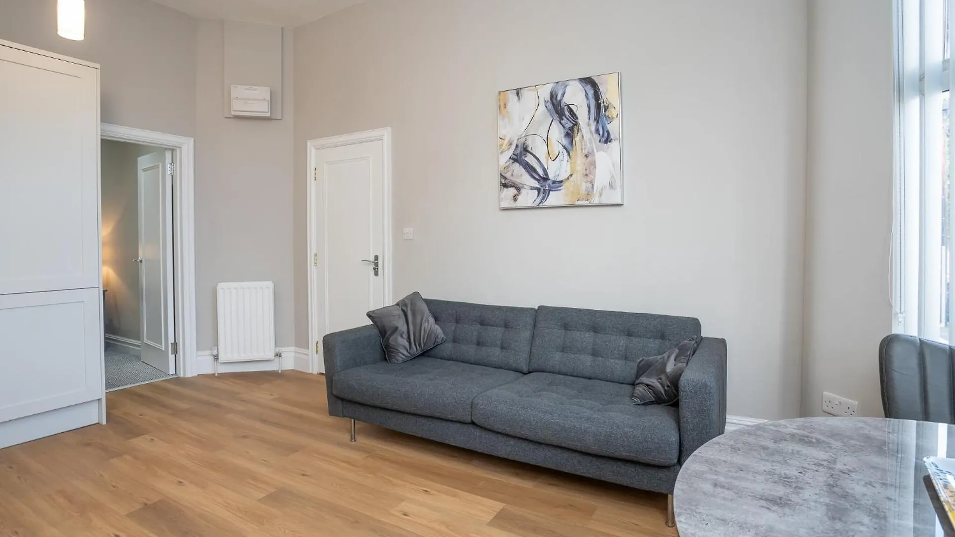 Modern 1 Bdr City Apartments By Belfast City Breaks Storbritannien