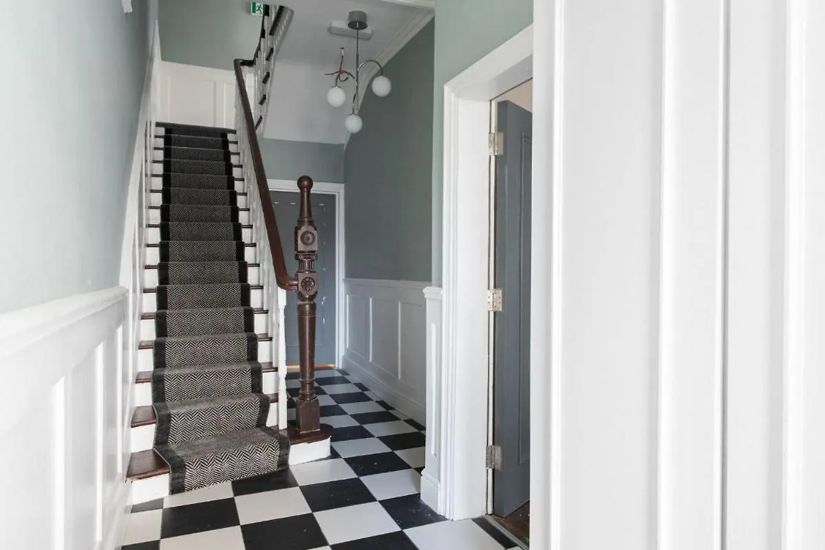 Modern 1 Bdr City Apartments By Belfast City Breaks United Kingdom