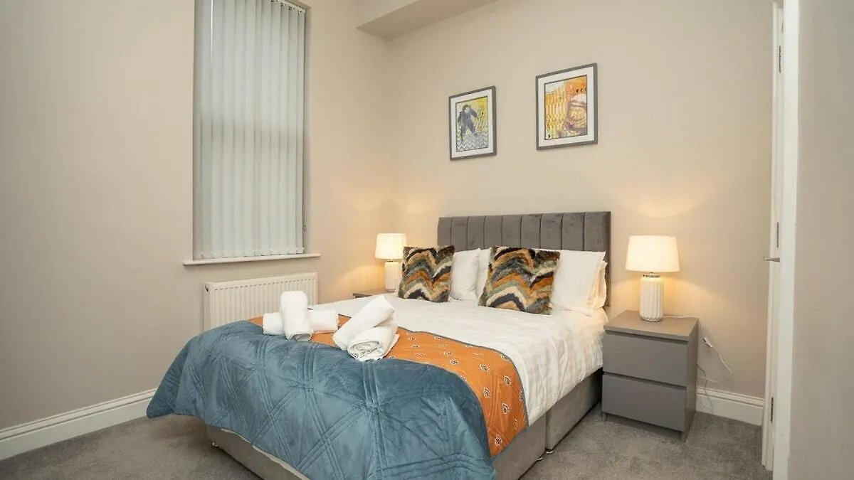 Modern 1 Bdr City Apartments By Belfast City Breaks