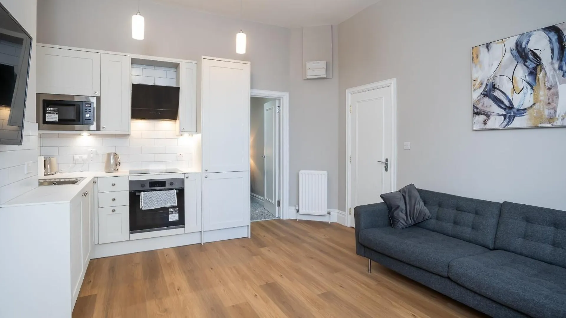 Modern 1 Bdr City Apartments By Belfast City Breaks