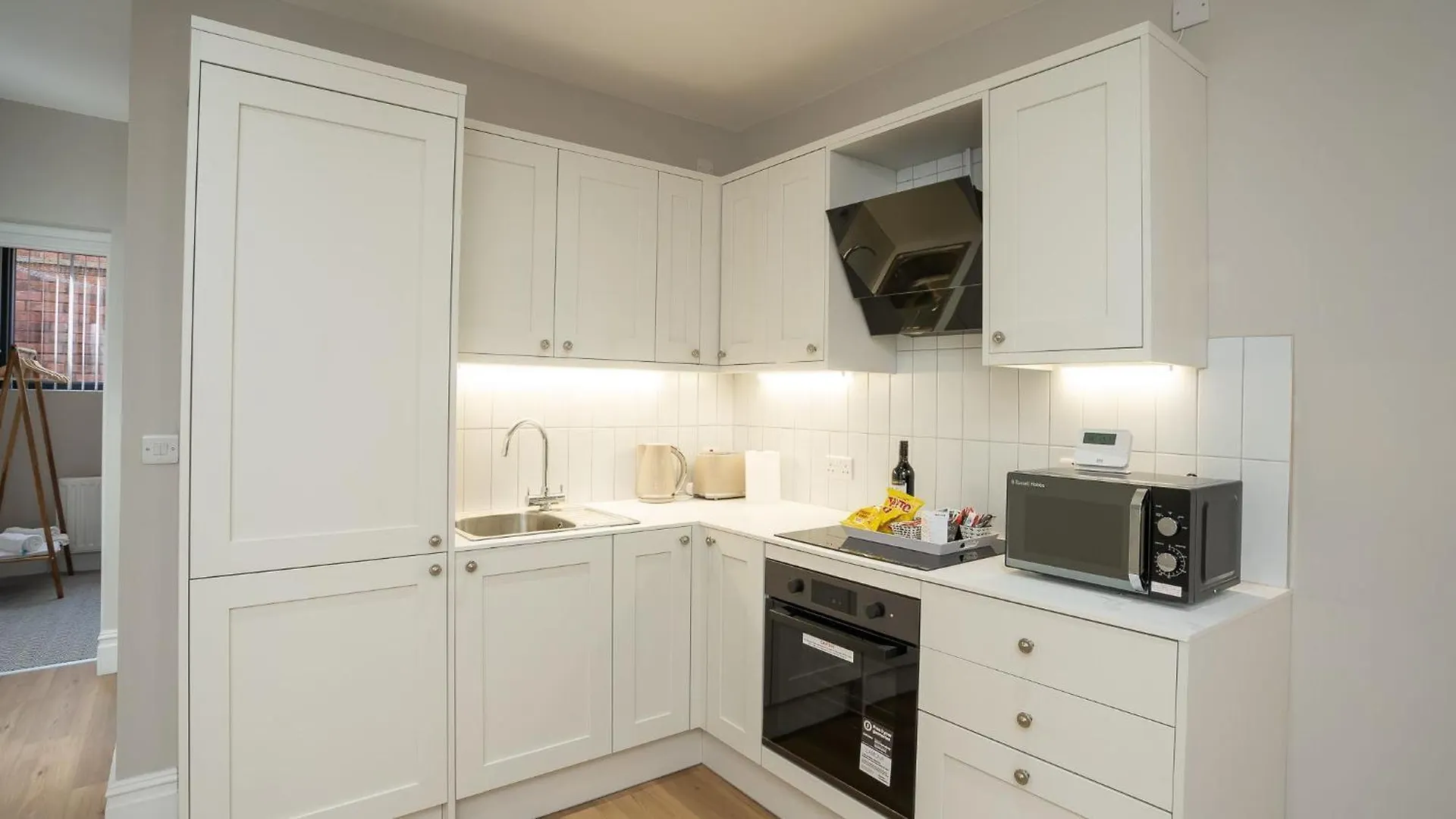 Modern 1 Bdr City Apartments By Belfast City Breaks
